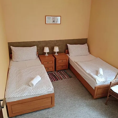 Toscca Ξενοδοχείο Čelákovice