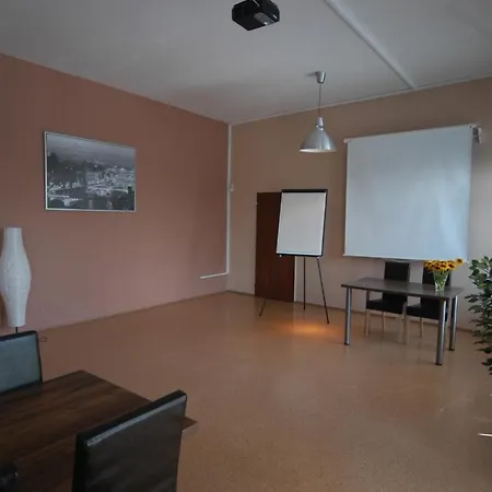 Toscca Ξενοδοχείο Čelákovice