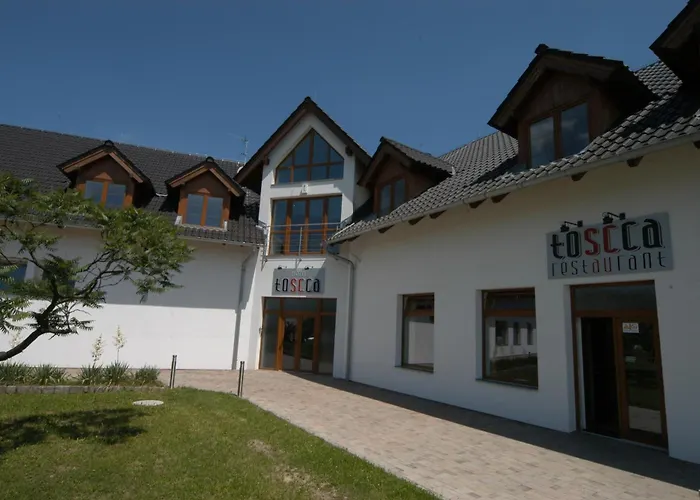Toscca Hotel 3*