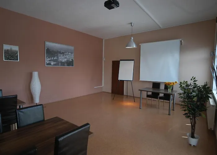 Toscca Szálloda Čelákovice